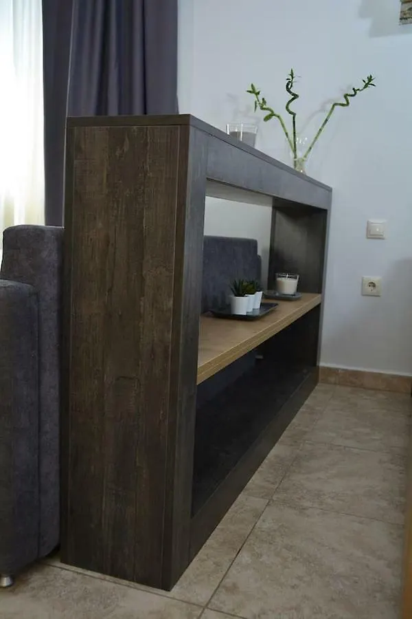 Quiet Urban Studio With Private Backyard Θεσσαλονίκη 0*,  Ελλάδα