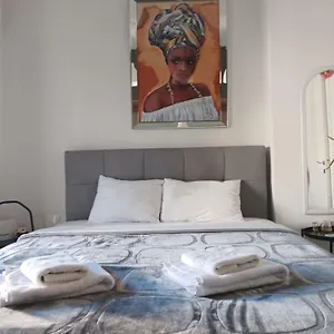 Cozy Fully Equipped Διαμέρισμα