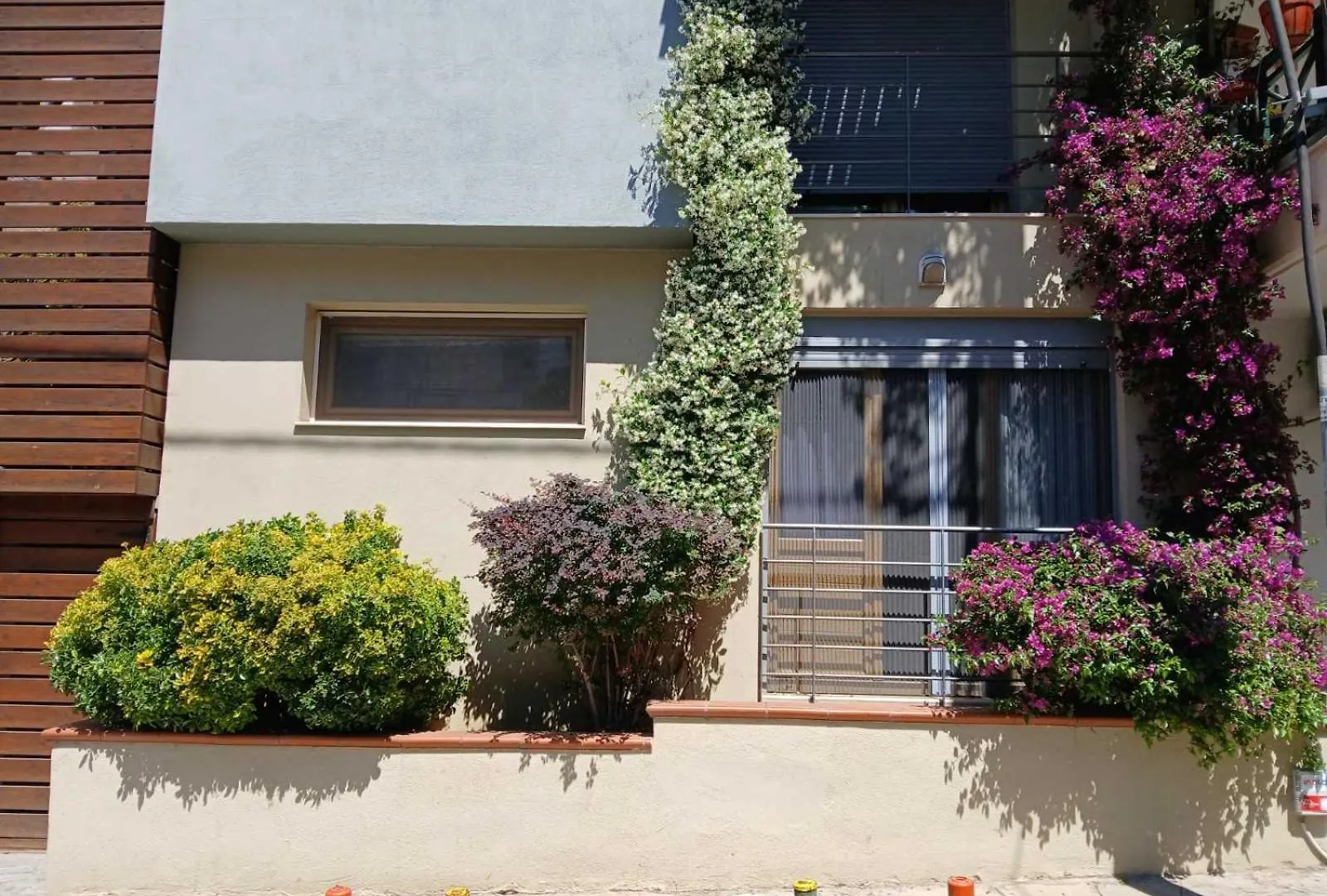 Quiet Urban Studio With Private Backyard Thessaloniki Greece